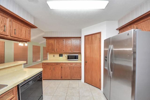 4019 Cedar Forest Drive, Kingwood, TX 77339