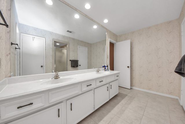 4019 Cedar Forest Drive, Kingwood, TX 77339