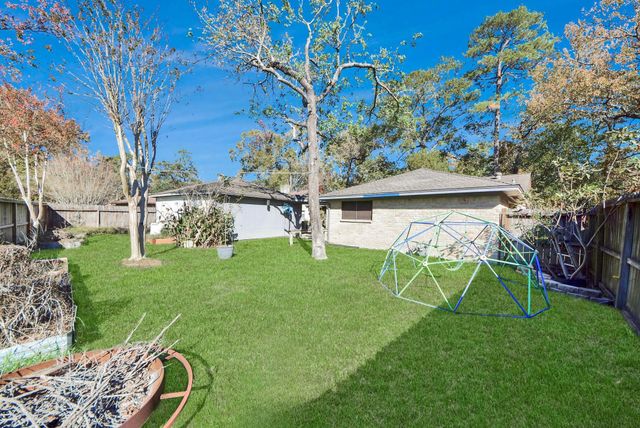 4019 Cedar Forest Drive, Kingwood, TX 77339