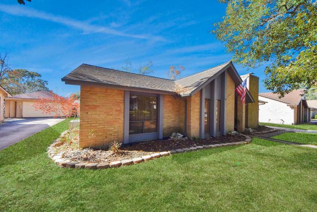 4019 Cedar Forest Drive, Kingwood, TX 77339