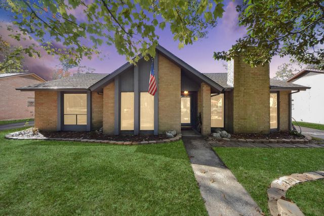 4019 Cedar Forest Drive, Kingwood, TX 77339