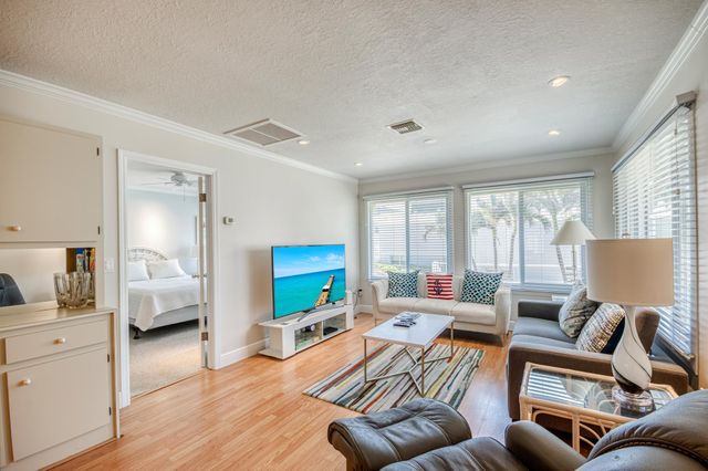 1501 NE Ocean Boulevard 8, Stuart, FL 34996