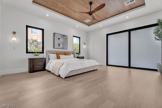 2690 Grassy Spring Place, Las Vegas, NV 89135