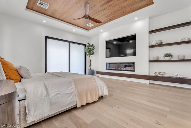 2690 Grassy Spring Place, Las Vegas, NV 89135