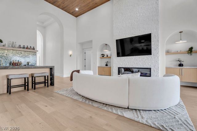 2690 Grassy Spring Place, Las Vegas, NV 89135