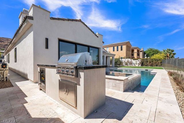 2690 Grassy Spring Place, Las Vegas, NV 89135