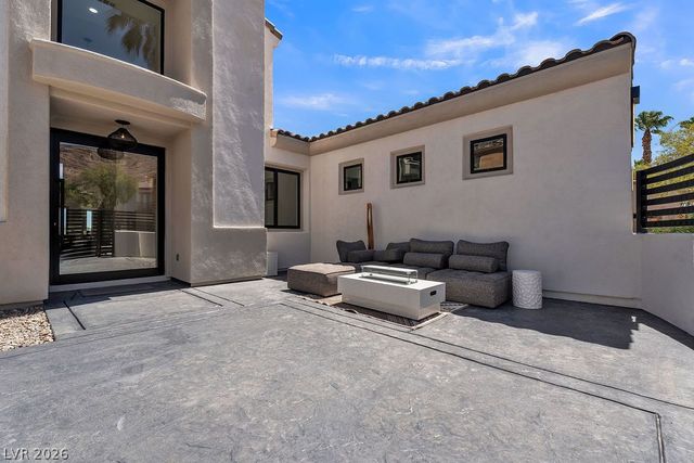2690 Grassy Spring Place, Las Vegas, NV 89135