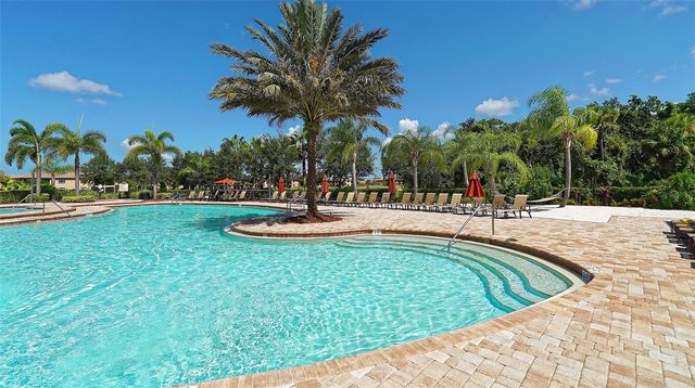 523 GRAND PRESERVE COVE, Bradenton, FL 34212