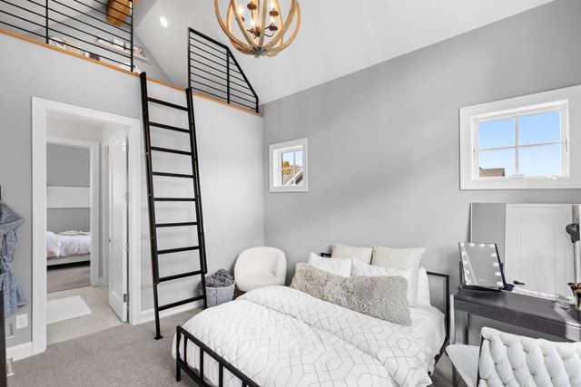 6505 Hawks Pointe Lane, Victoria, MN 55331