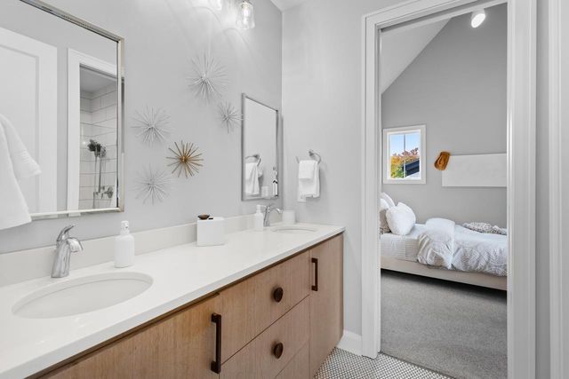 6505 Hawks Pointe Lane, Victoria, MN 55331