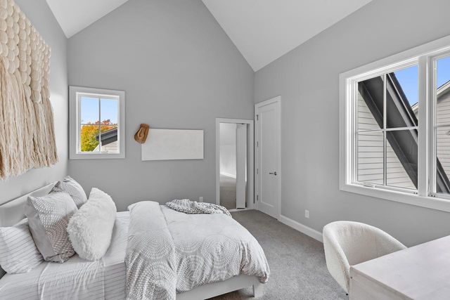 6505 Hawks Pointe Lane, Victoria, MN 55331