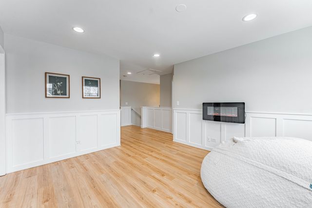 408 Fountain Avenue, Elgin, IL 60124