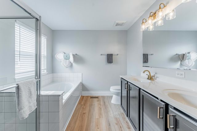 408 Fountain Avenue, Elgin, IL 60124