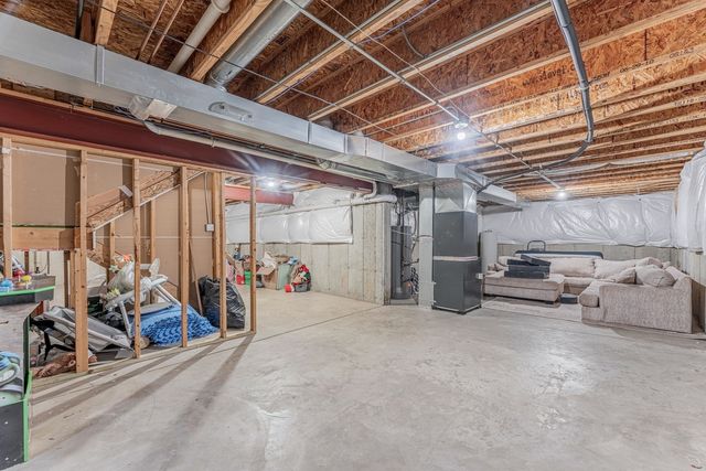 408 Fountain Avenue, Elgin, IL 60124