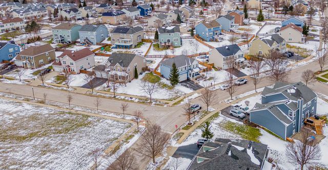 408 Fountain Avenue, Elgin, IL 60124