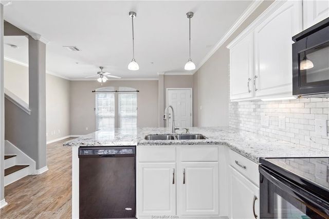 305 Holleman Drive E 703, College Station, TX 77840