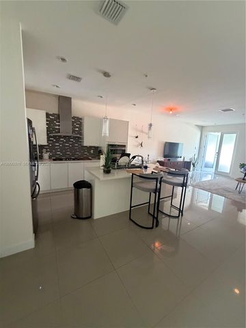 10220 NW 63rd Ter 106, Doral, FL 33178