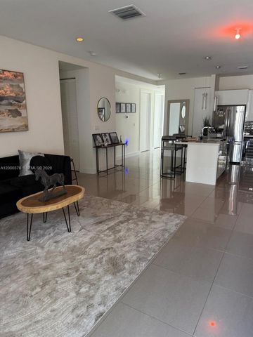 10220 NW 63rd Ter 106, Doral, FL 33178