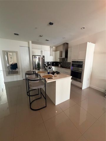 10220 NW 63rd Ter 106, Doral, FL 33178