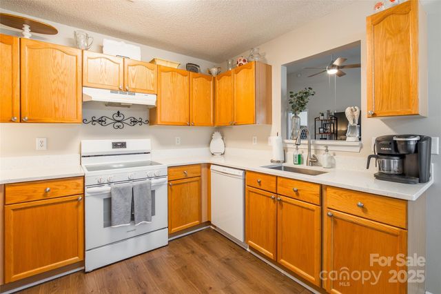 566 Chase Brook Drive, Rock Hill, SC 29732