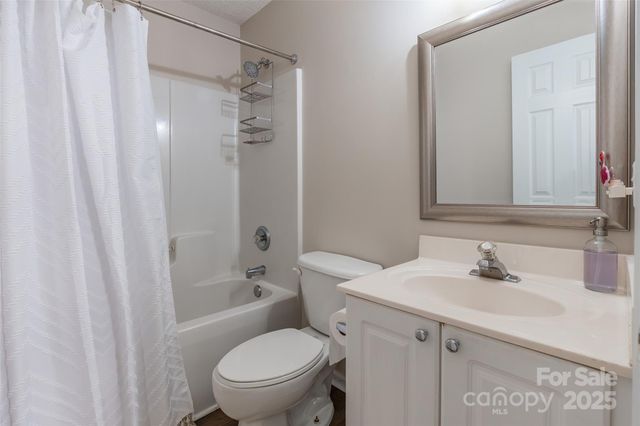 566 Chase Brook Drive, Rock Hill, SC 29732