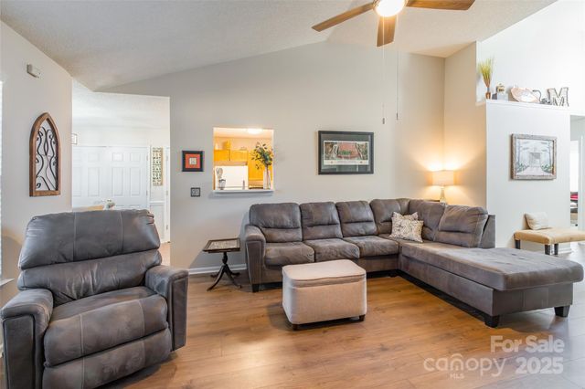 566 Chase Brook Drive, Rock Hill, SC 29732