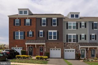 6212 QUINNS CREEK DR, Haymarket, VA 20169
