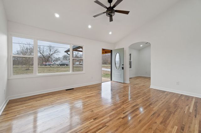 3291 Francis Ferry Rd, Mcminnville, TN 37110