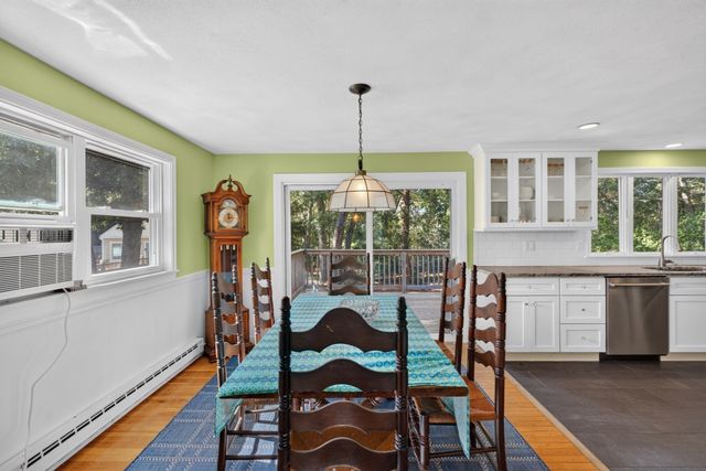 40 High Pine Dr, Plymouth, MA 02360
