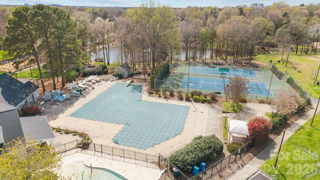 10131 Standing Stone Court, Charlotte, NC 28210