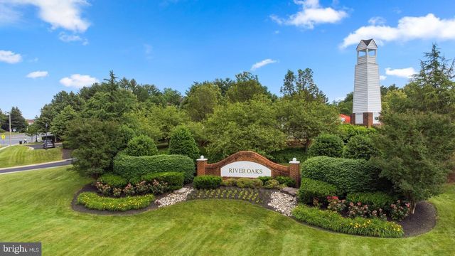 16812 WINSTON LN, Woodbridge, VA 22191