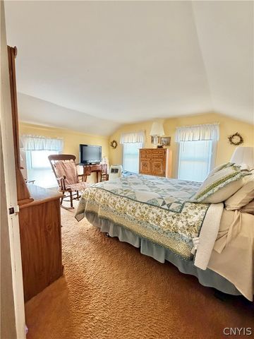 40 Pulaski Street, Auburn, NY 13021