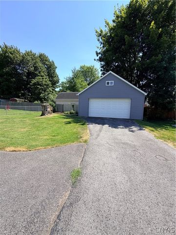 40 Pulaski Street, Auburn, NY 13021