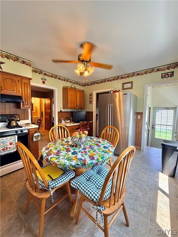 40 Pulaski Street, Auburn, NY 13021