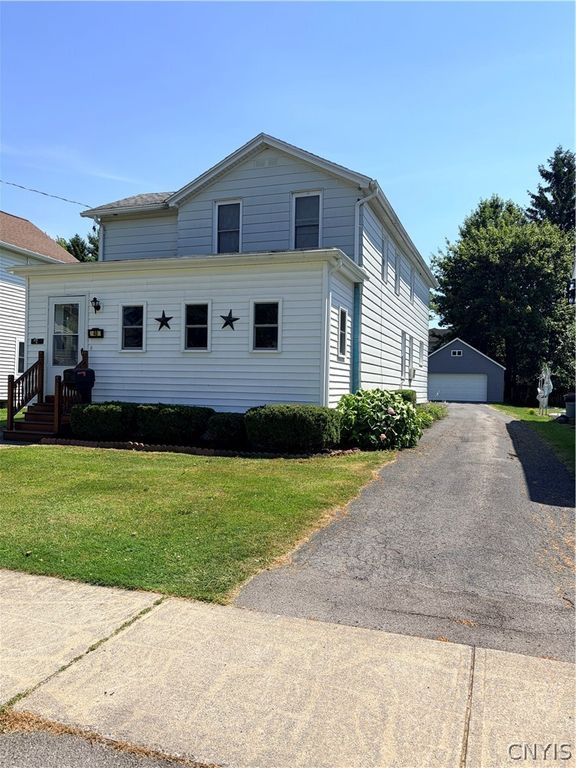 40 Pulaski Street, Auburn, NY 13021