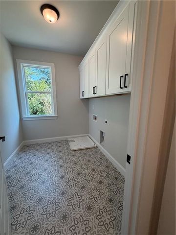 2958 Graham Gardens Lane, Marietta, GA 30062