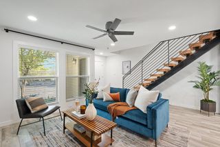 6910 Hart LN 706, Austin, TX 78731