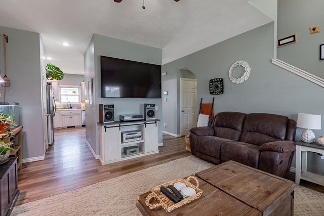 611 E Kimberly Street, Ozark, MO 65721