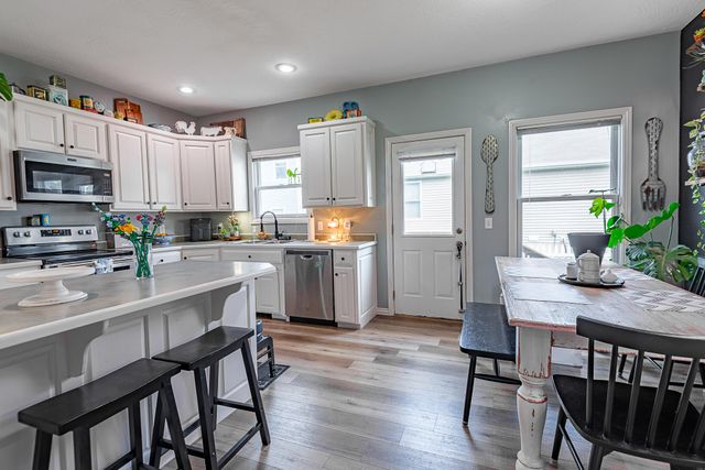 611 E Kimberly Street, Ozark, MO 65721