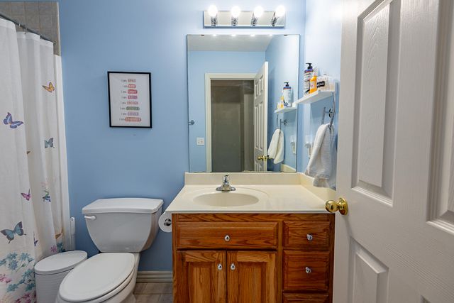 611 E Kimberly Street, Ozark, MO 65721