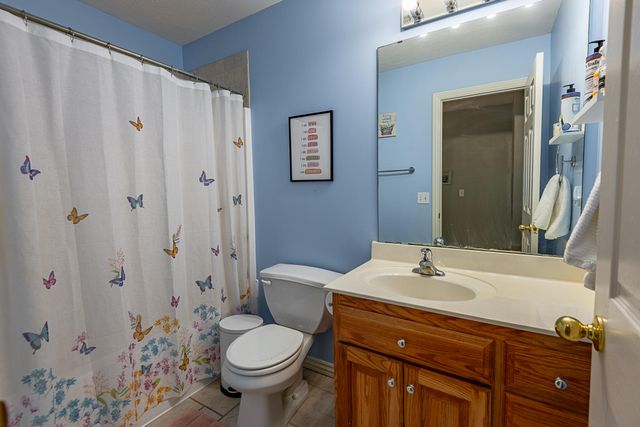 611 E Kimberly Street, Ozark, MO 65721