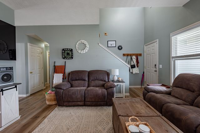 611 E Kimberly Street, Ozark, MO 65721