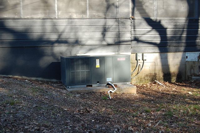 10595 Ra Griffith Highway, Whitwell, TN 37397