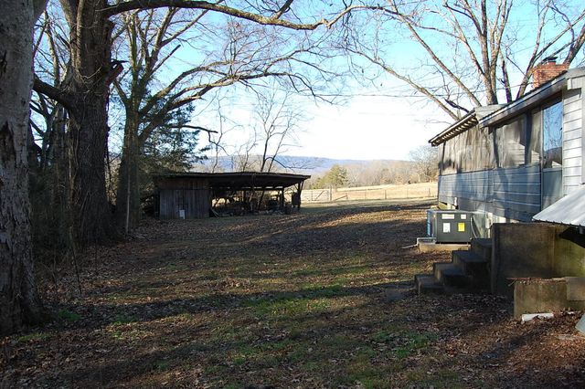 10595 Ra Griffith Highway, Whitwell, TN 37397