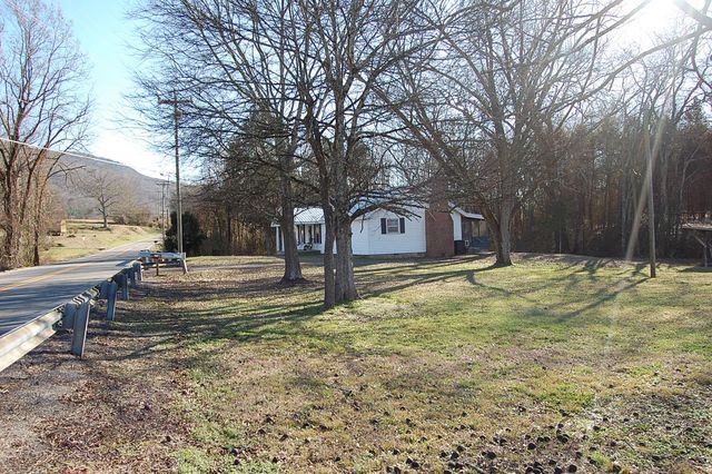 10595 Ra Griffith Highway, Whitwell, TN 37397