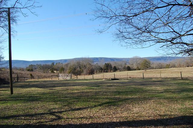 10595 Ra Griffith Highway, Whitwell, TN 37397
