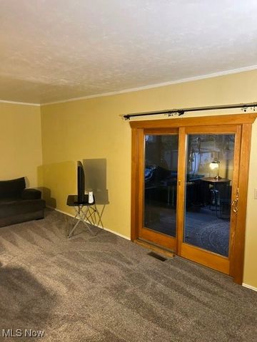 3717 Allenwood Drive SE, Warren, OH 44484