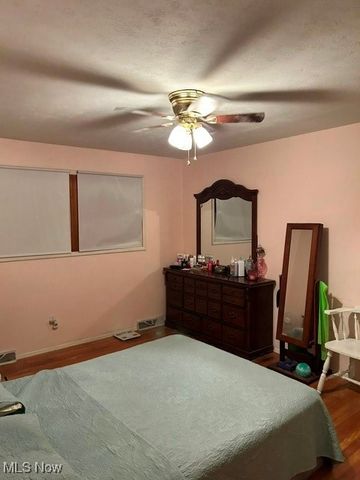 3717 Allenwood Drive SE, Warren, OH 44484