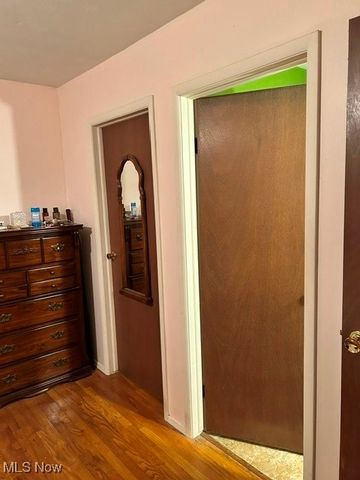 3717 Allenwood Drive SE, Warren, OH 44484