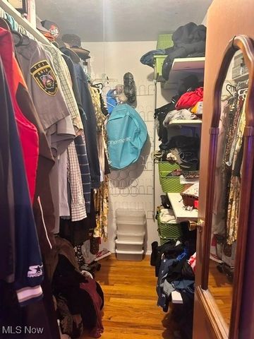 3717 Allenwood Drive SE, Warren, OH 44484